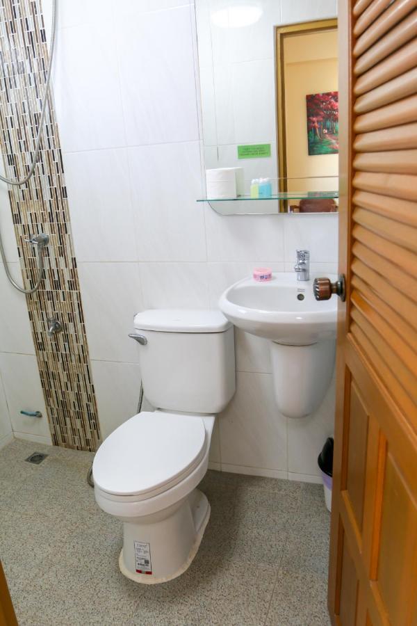 Kavil Guesthouse Chiang Mai Exterior photo